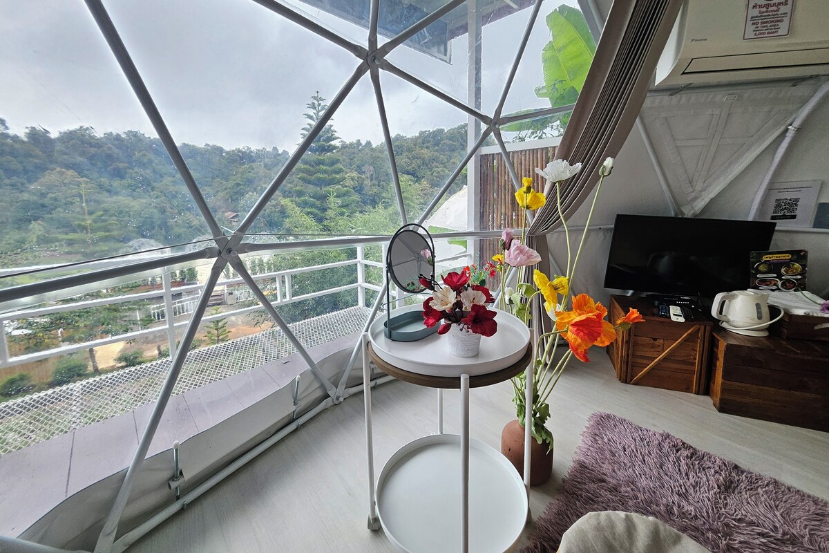 Deluxe Single Room | Minibar (free items), WiFi (free)