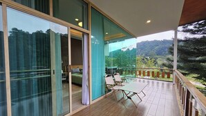 Ảnh chưa phân loại, 2 trong số 136 ảnh, nút
