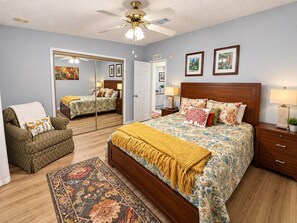 Unclassified image, 4 of 58, button - Orange Blossom CC Home on Golf Course w Golf Cart (Lady Lake)