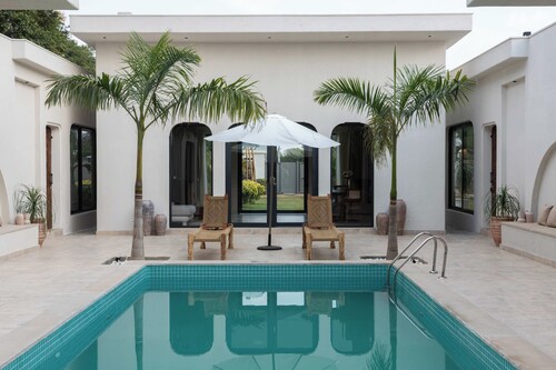 La Vida Retreat - Luxury 4 Bed Villa in Jaipur