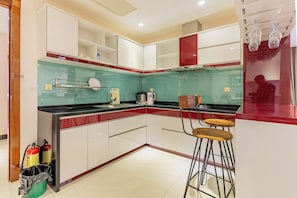 Private kitchen - Gold-288 Apartment (Phnom Penh)