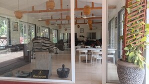 Unclassified image, 4 of 24, button - Amaara By The Sea (Diveagar)