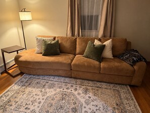 Unclassified image, 2 of 9, button - Charming 2-bedroom house in Salem perfect for your getaway (Salem)