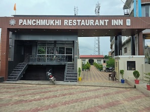 Tempat menarik