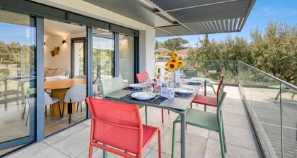 Apt 3 Bedrooms With Terrace