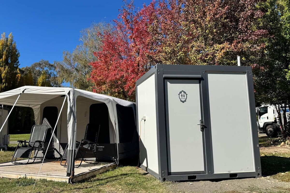 Tent