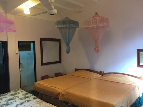 Hotel Shalini