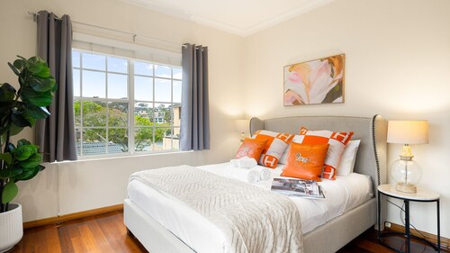 Yowie Bay Waters | Pool, Spa & Port Hacking Views