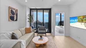 Unclassified image, 5 of 30, button - Luxury Broadbeach Ocean View 1 Bedroom with Pool (Broadbeach)
