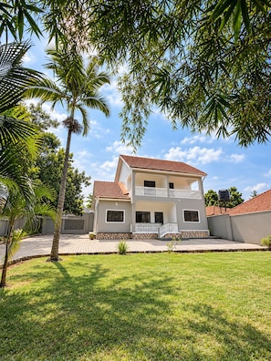 Unclassified image, 2 of 66, button - Olive Fancy Homes (Kampala)