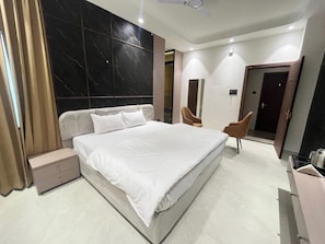 Unclassified image, 4 of 21, button - Hotel Gajanan Sehore (Sehore)