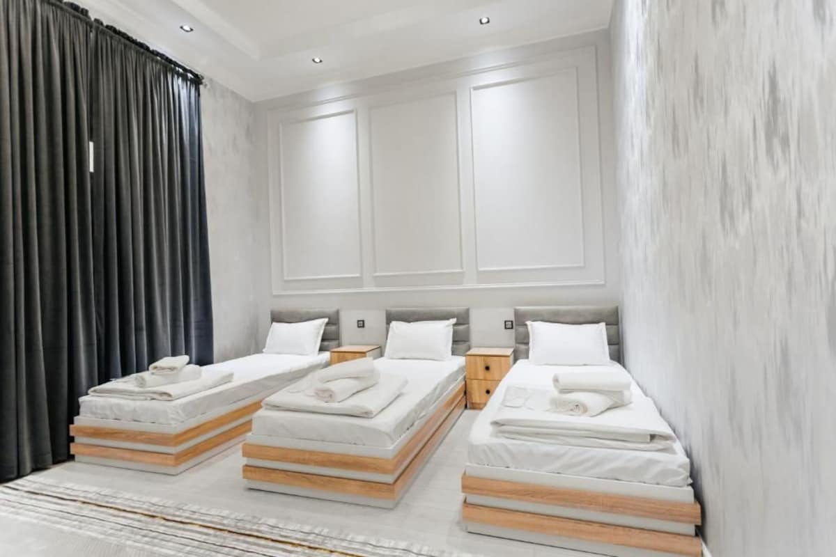 Triple Room, City View | Free WiFi
