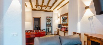 Country House 'Casa Museo Del Trovo Y Aguardiente' with Mountain View, Wi-Fi and Air Conditioning