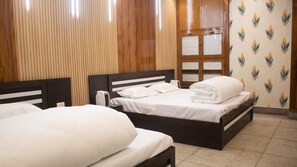 Ảnh chưa phân loại, 2 trong số 15 ảnh, nút