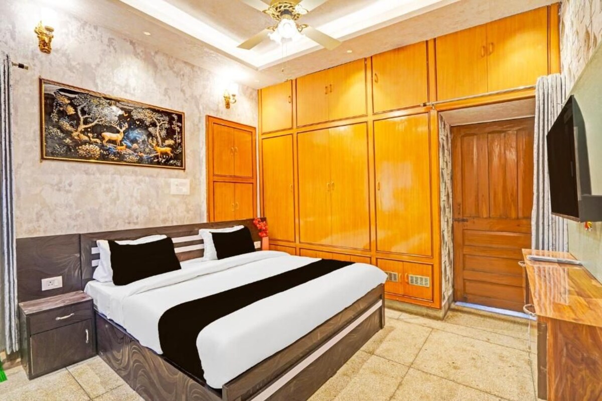 Luxury Room, City View | WiFi (free)