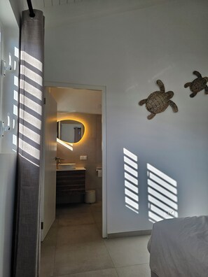 Room - Villa Jessha – New Construction 2026 with Private Pool on Curaçao *gated resort* (Fontein)