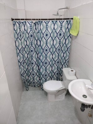 Unclassified image, 3 of 17, button - Tranquil 3-Bedroom Apartment with Garden in Cartagena (Cartagena de Indias)