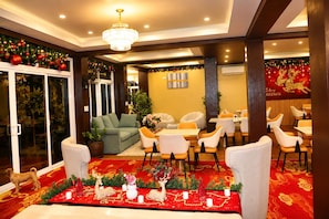 Unclassified image, 3 of 27, button - Serene & Luxury Emperor Dome Private Pool - Pebble Walk Resort (Romblon)