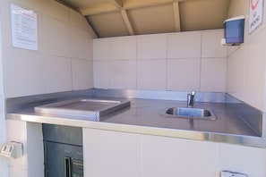 Interior - Manly beach: Close to everything! (Manly)