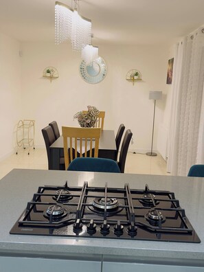 Interior - 5BedHouse near EdinburghAirport (West Lothian)