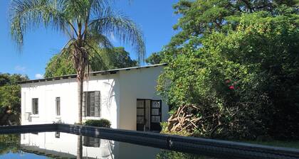 A beautiful home in central Livingstone with a Pool near Victoria Falls