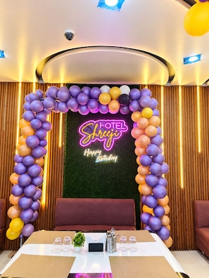 Banquet hall