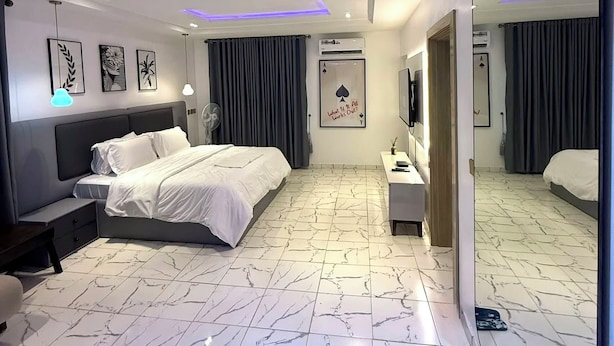 Unclassified image, 1 of 24, button - Raydee Apartment (Lugbe)