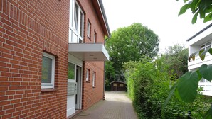 Unclassified image, 3 of 20, button - Vrbo Property (Kellenhusen)