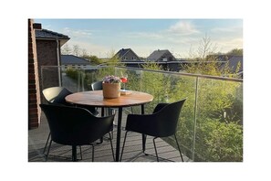Luokittelematon kuva, 4 kautta 38, painike