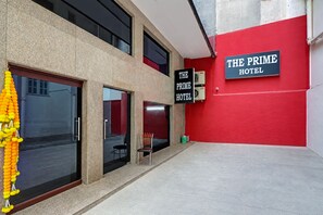Front of property - Hotel The Prime Near Aerocity New Delhi (New Delhi)