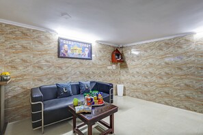 Lobby - Hotel The Prime Near Aerocity New Delhi (New Delhi)