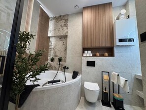 Ảnh chưa phân loại, 3 trong số 6 ảnh, nút