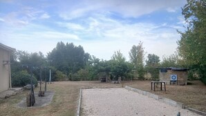 Luokittelematon kuva, 3 kautta 7, painike