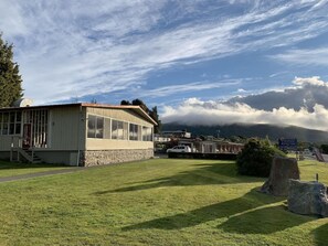 Imej tidak diklasifikasikan, 2 daripada 92, butang