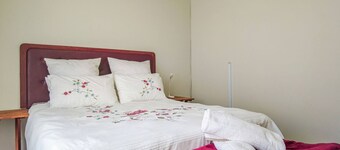 La Protea Langebaan Coastal Escape 3 Bed 2 Bath
