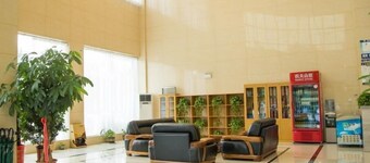 Greentree Inn Zaozhuang Taierzhuang Ancient City Tourist Service Center Business Hotel