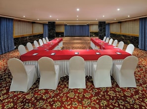 Ảnh chưa phân loại, 5 trong số 56 ảnh, nút