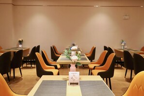 Ảnh chưa phân loại, 3 trong số 26 ảnh, nút