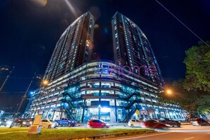 Ảnh chưa phân loại, 2 trong số 68 ảnh, nút