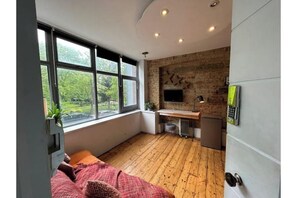 Unclassified image, 2 of 10, button - Bright Flat in Islington (London)