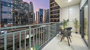 Property grounds - Near Metro  1BR  Pool view & Prime Location (Dubai)