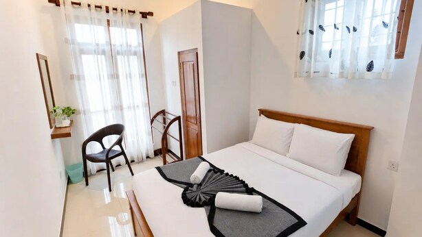 Unclassified image, 1 of 41, button - Villa Nira (Galle)