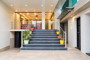Ảnh chưa phân loại, 4 trong số 56 ảnh, nút
