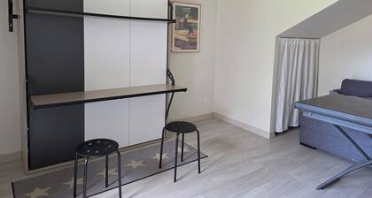 Cozy apartment with a terrace and private parking – In the heart of the Basque Country