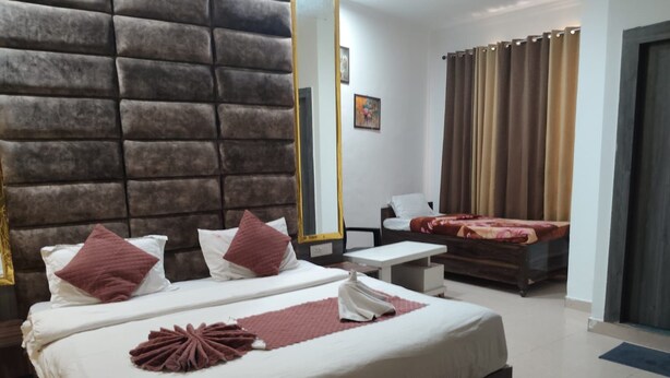 Deluxe Room, Mountain View | Desk, laptop workspace, WiFi (free) - Yes Hotel (Rishikesh)