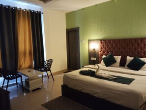 Unclassified image, 4 of 31, button - Yes Hotel (Rishikesh)