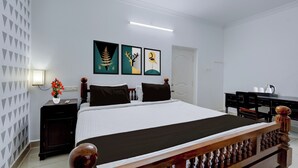 Unclassified image, 5 of 34, button - Collection O Serenity Beach Formerly (Pondicherry)