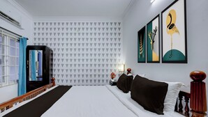 Unclassified image, 3 of 34, button - Collection O Serenity Beach Formerly (Pondicherry)