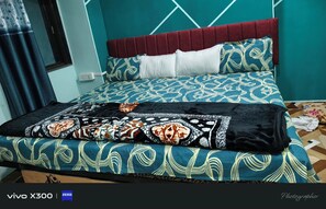 Unclassified image, 5 of 14, button - Maharudra Residency Homestay (Verul)