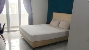 Unclassified image, 5 of 8, button - Izi Cozi Kemayoran Powered by Archipelago (Jakarta)
